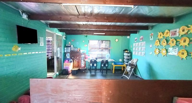 5 Bedroom Property for Sale in Bothasig Western Cape